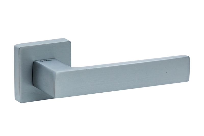 Дверная ручка System / FOSIL SQ CBM матовый хром