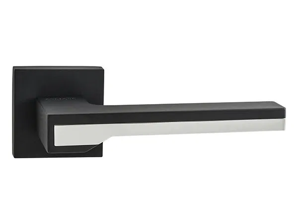 Дверная ручка Oro&Oro / VIGORE BLACK/CP